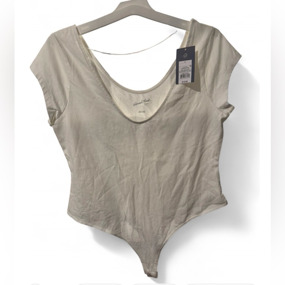 Size Large Universal Thread Women's White Bodysuit